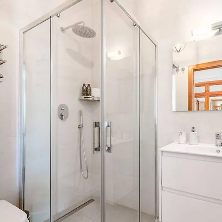 Encantadora Casa Con Piscina