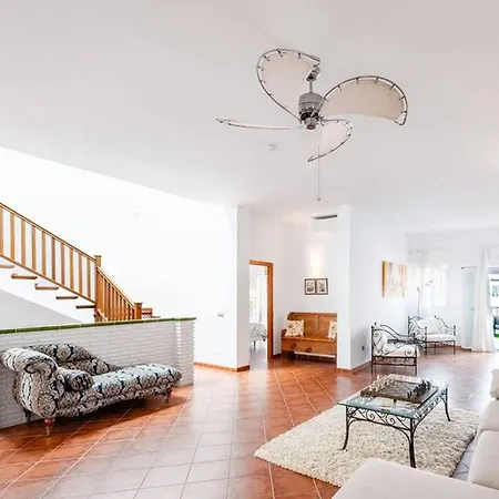 Encantadora Casa Con Piscina Vakantiehuis