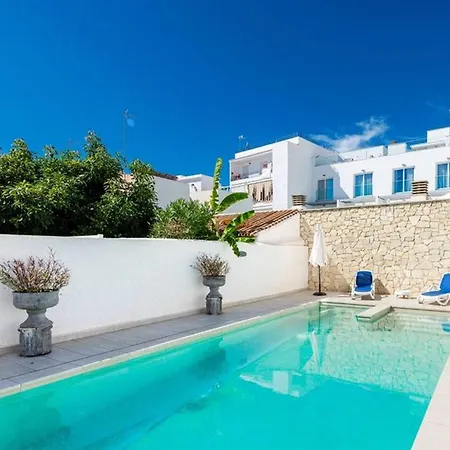Prázdninový dům Encantadora Casa Con Piscina *